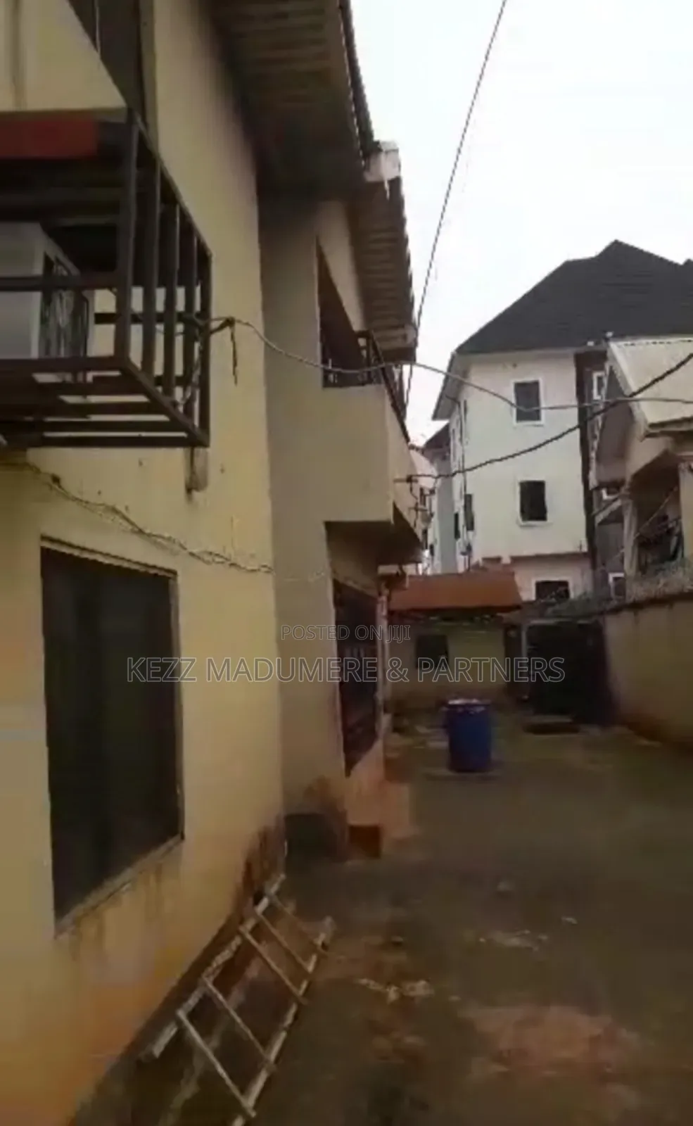 4bdrm Block of Flats in Community Estate for sale in Enugu
