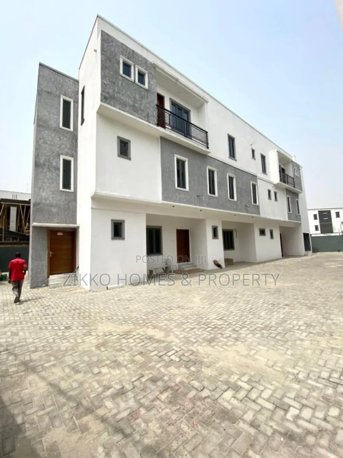 4bdrm Townhouse/Terrace in Ologolo, Lekki for sale in Lekki