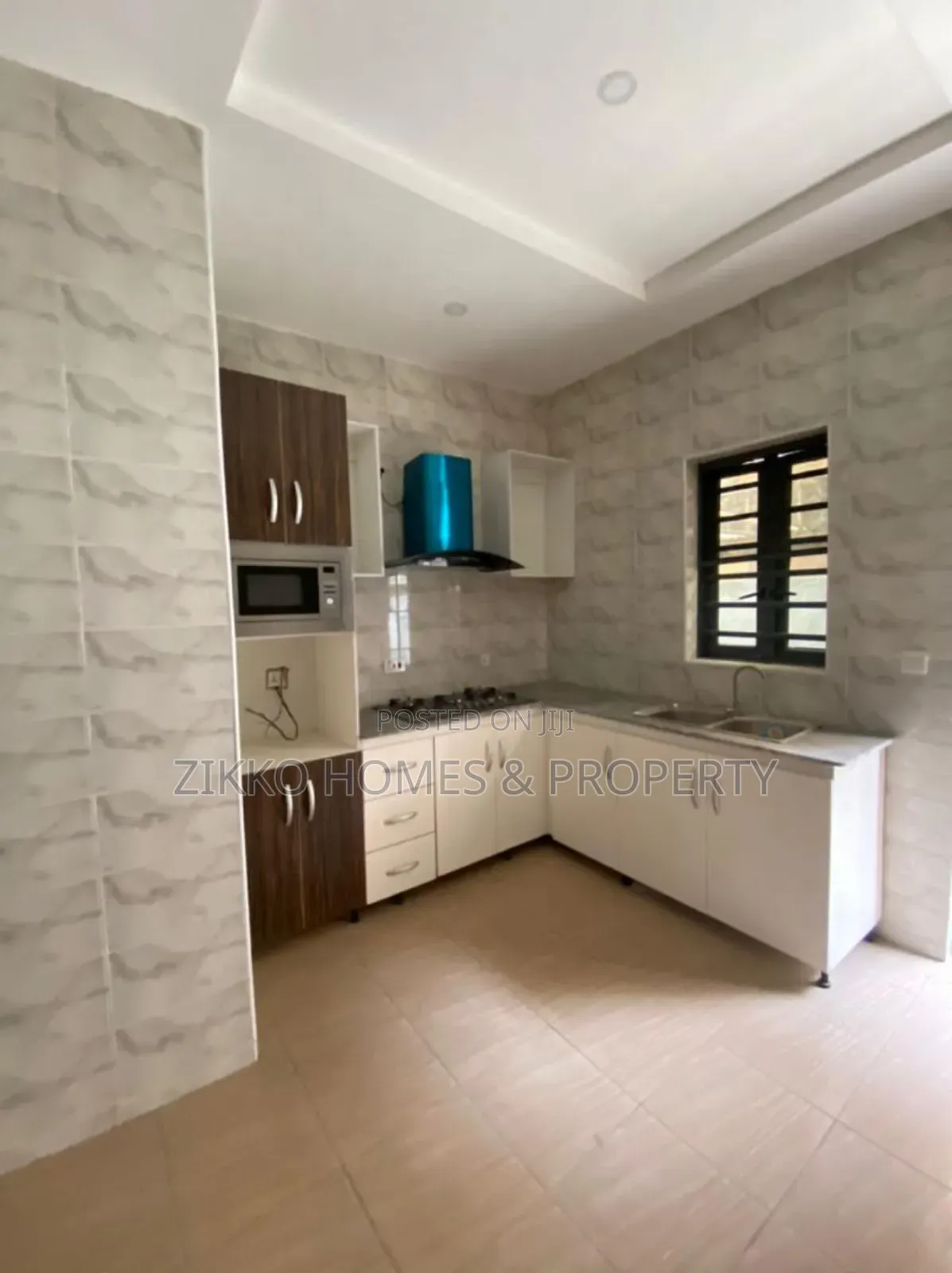 4bdrm Townhouse/Terrace in Ologolo, Lekki for sale in Lekki