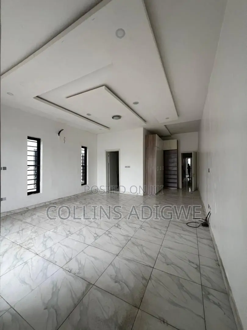 4bdrm Duplex in Chevron Service for rent in Chevron