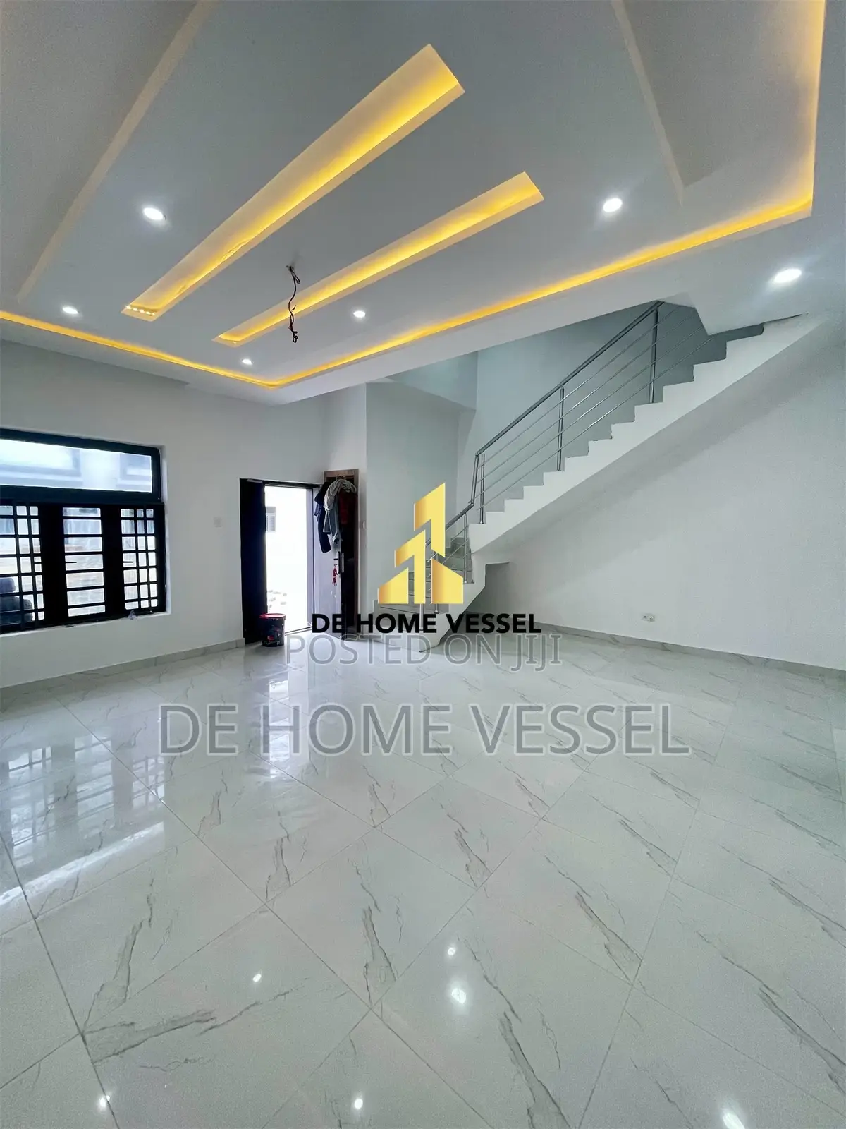 4bdrm Townhouse/Terrace in Igbo-efon for sale in Igbo-efon