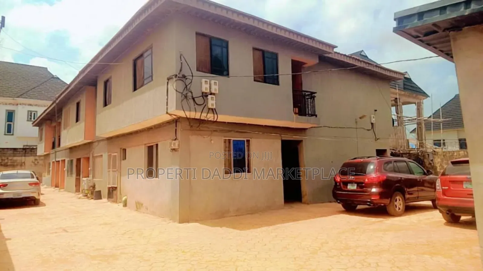 6bdrm Block of Flats in Peace Estate, Alimosho for sale in Alimosho