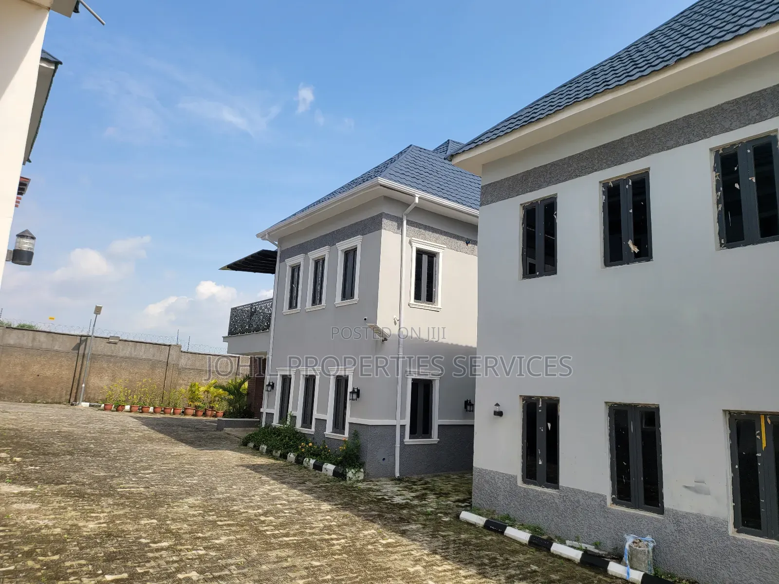 4bdrm Duplex in Admiralty Estate, Asokoro for sale in Asokoro