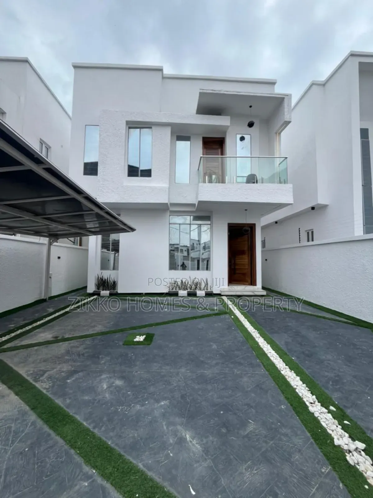 5bdrm Duplex in Ologolo, Lekki for sale in Lekki