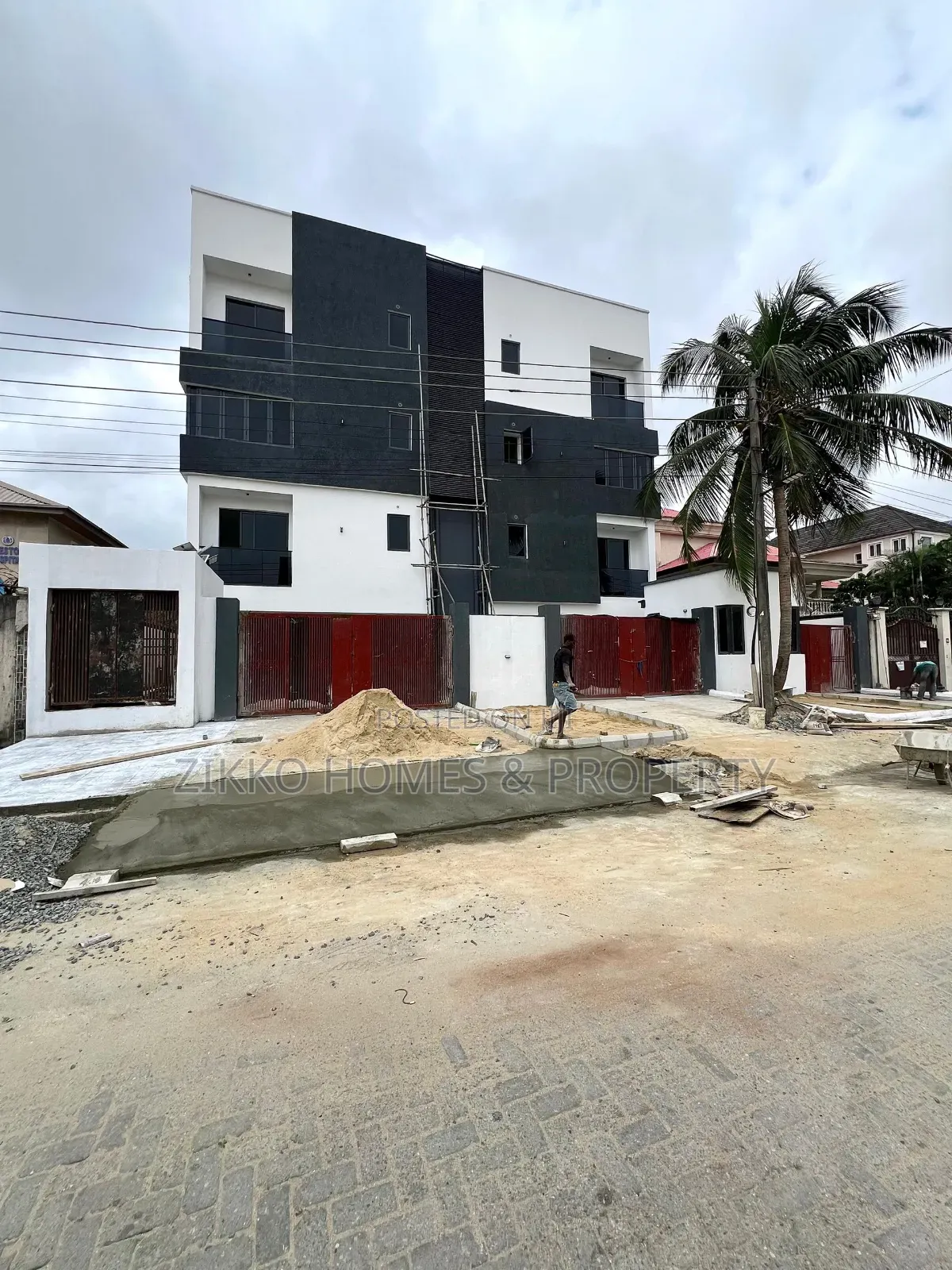 5bdrm Duplex in Lekki for sale in Lekki