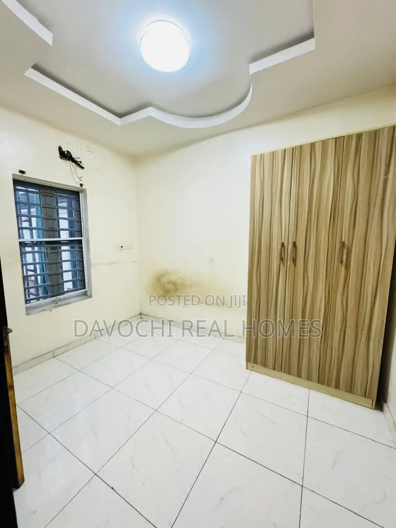 4bdrm Apartment in Ikota for rent in Ikota