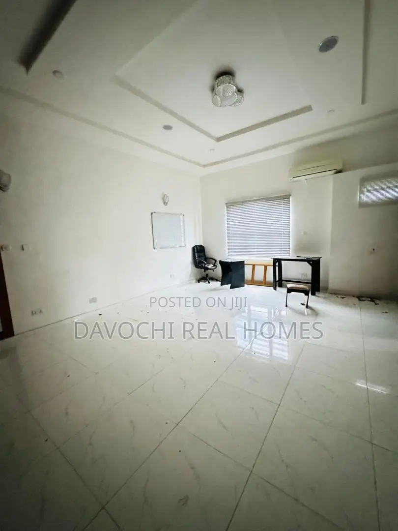 4bdrm Apartment in Chevron for rent in Chevron
