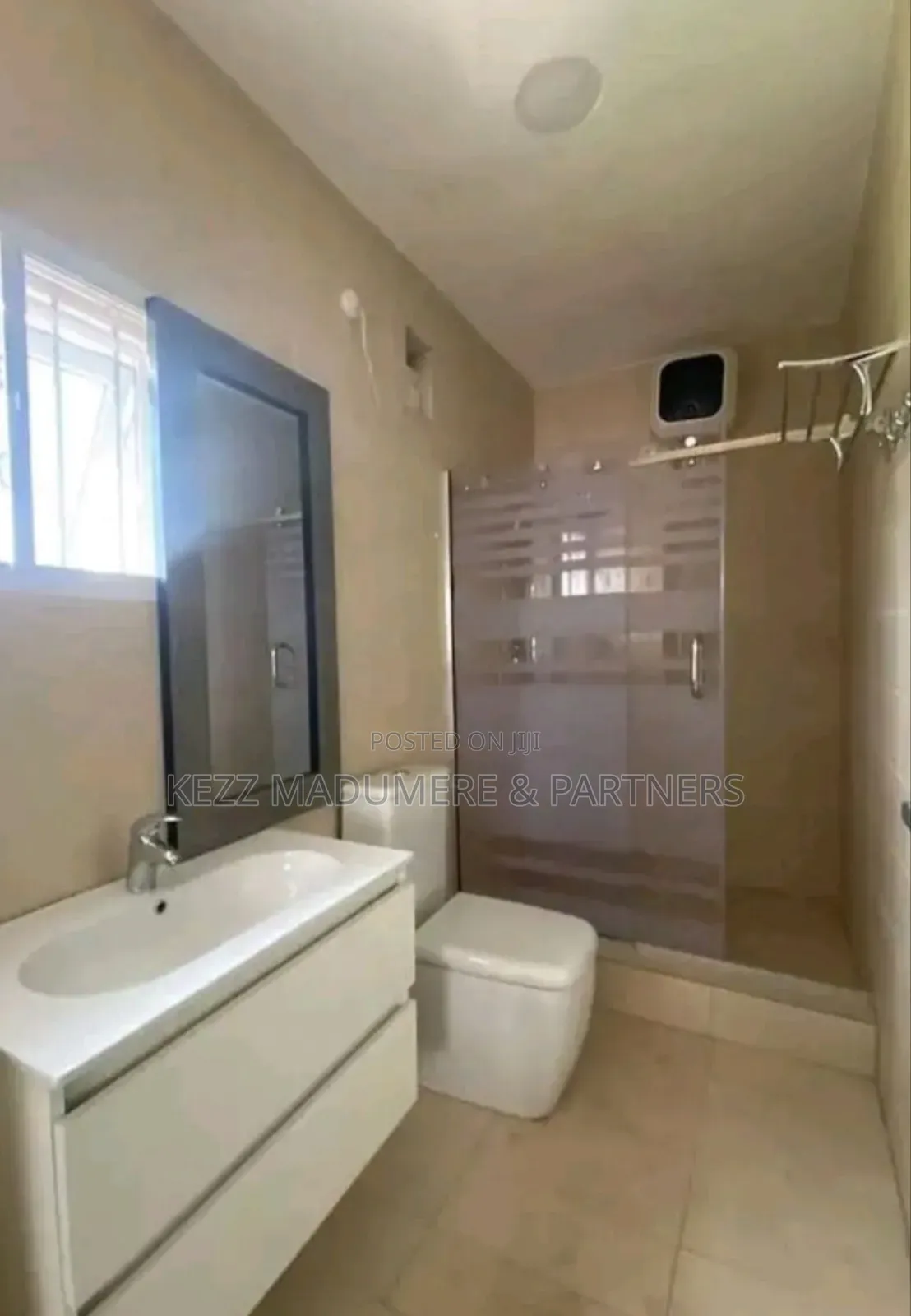8bdrm Duplex in New Gra , Port for sale in Port-Harcourt