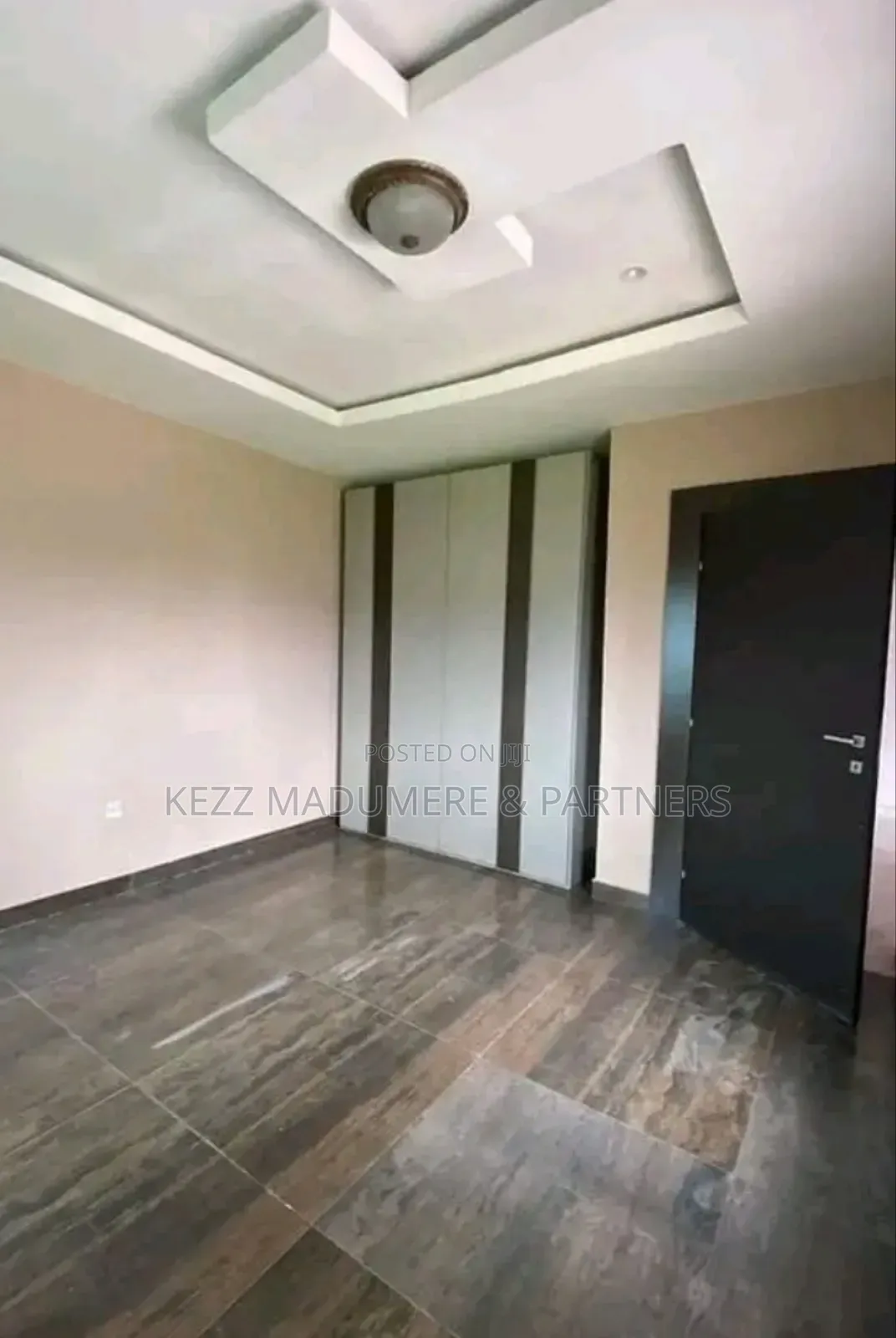 8bdrm Duplex in New Gra , Port for sale in Port-Harcourt