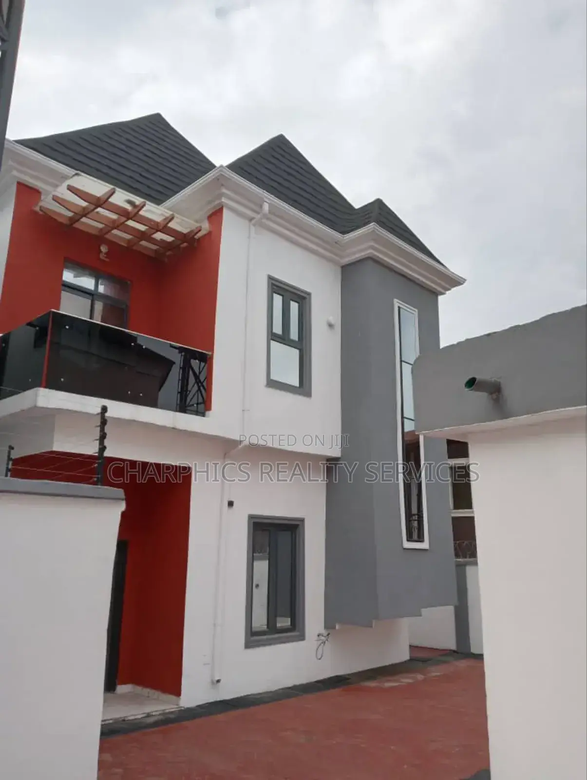 Furnished 4bdrm Duplex in GRA Phase 1 for sale in GRA Phase 1