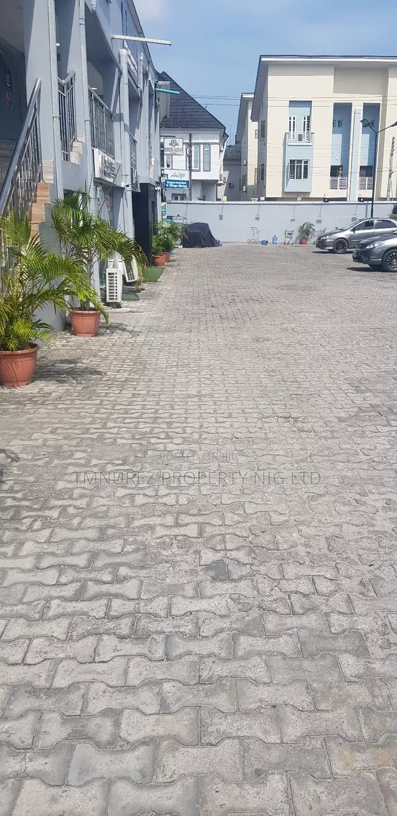 Shop for Rent at Osapa London in Lekki Phase 2