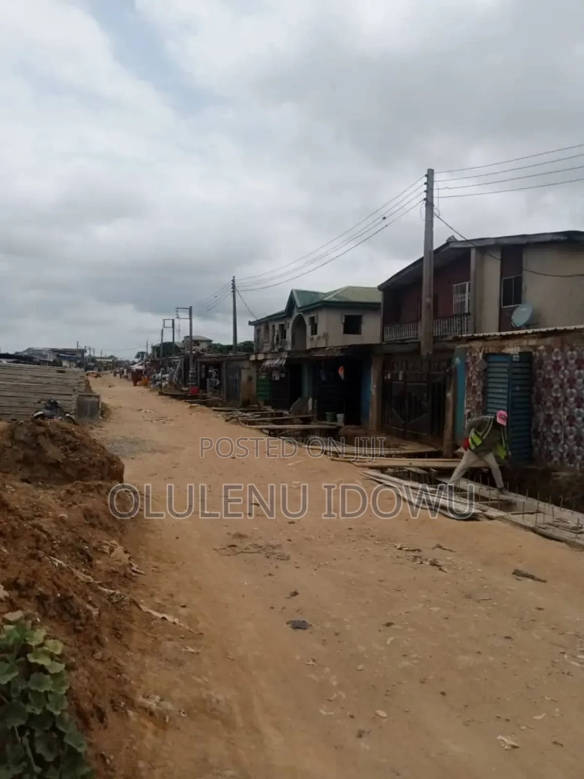 3bdrm Block of Flats in Alimosho for sale in Alimosho