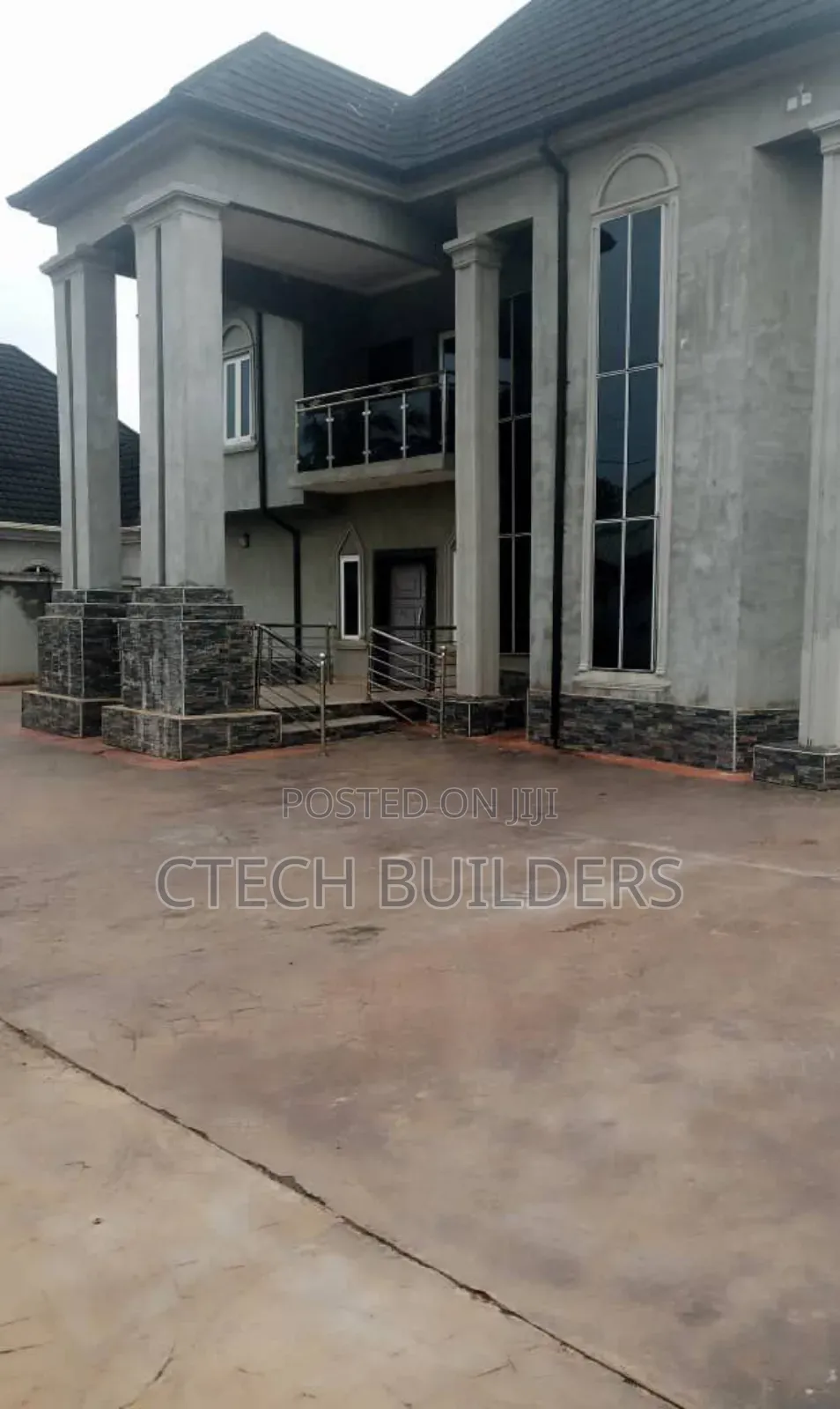 6bdrm Duplex in Benin City for sale in Benin City