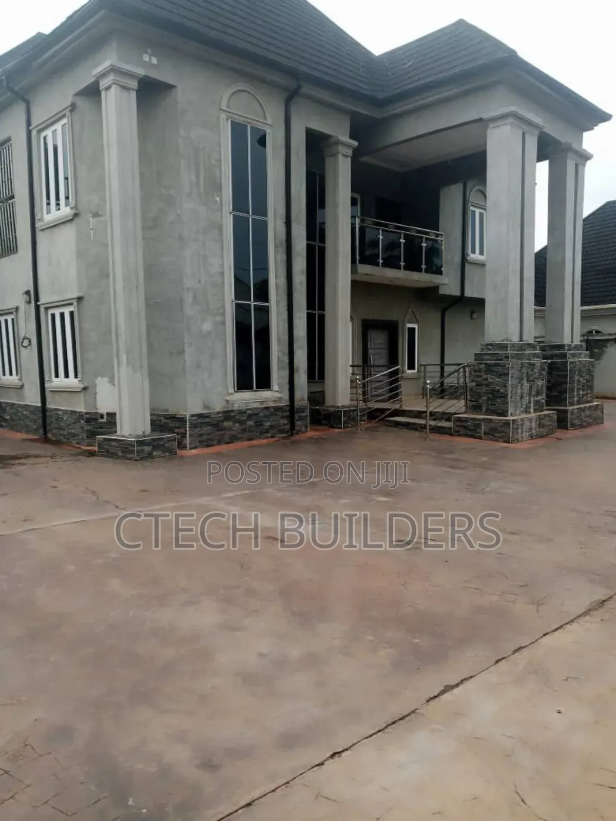6bdrm Duplex in Benin City for sale in Benin City