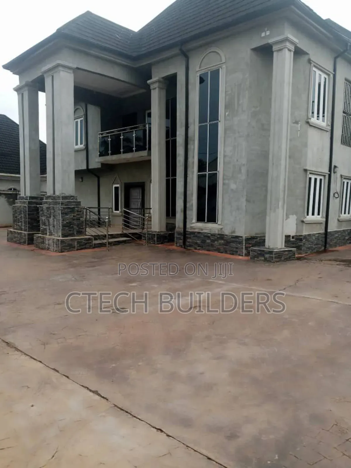 6bdrm Duplex in Benin City for sale in Benin City