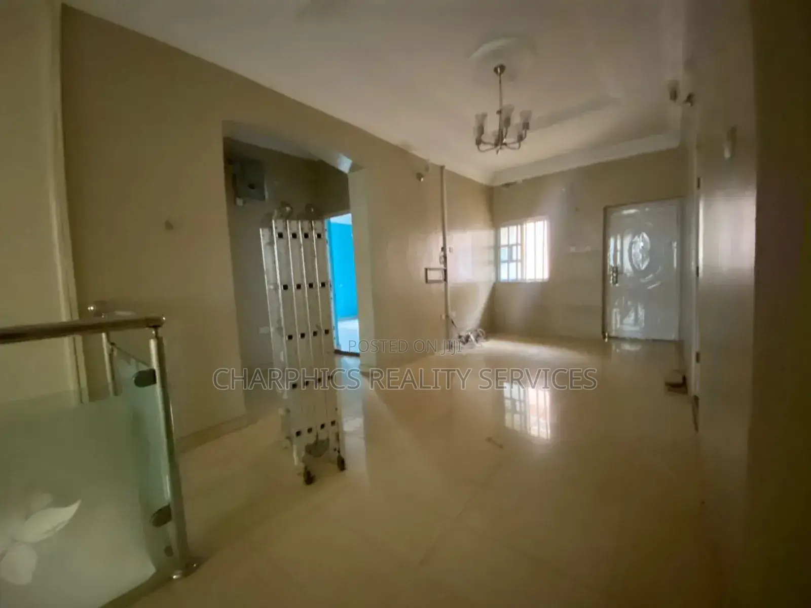 5bdrm Duplex in GRA Phase 1 for sale in GRA Phase 1