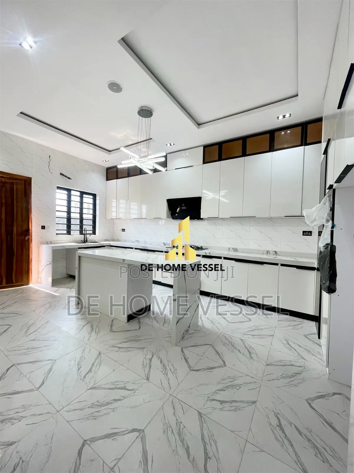 5bdrm Duplex in Lekki for sale in Lekki
