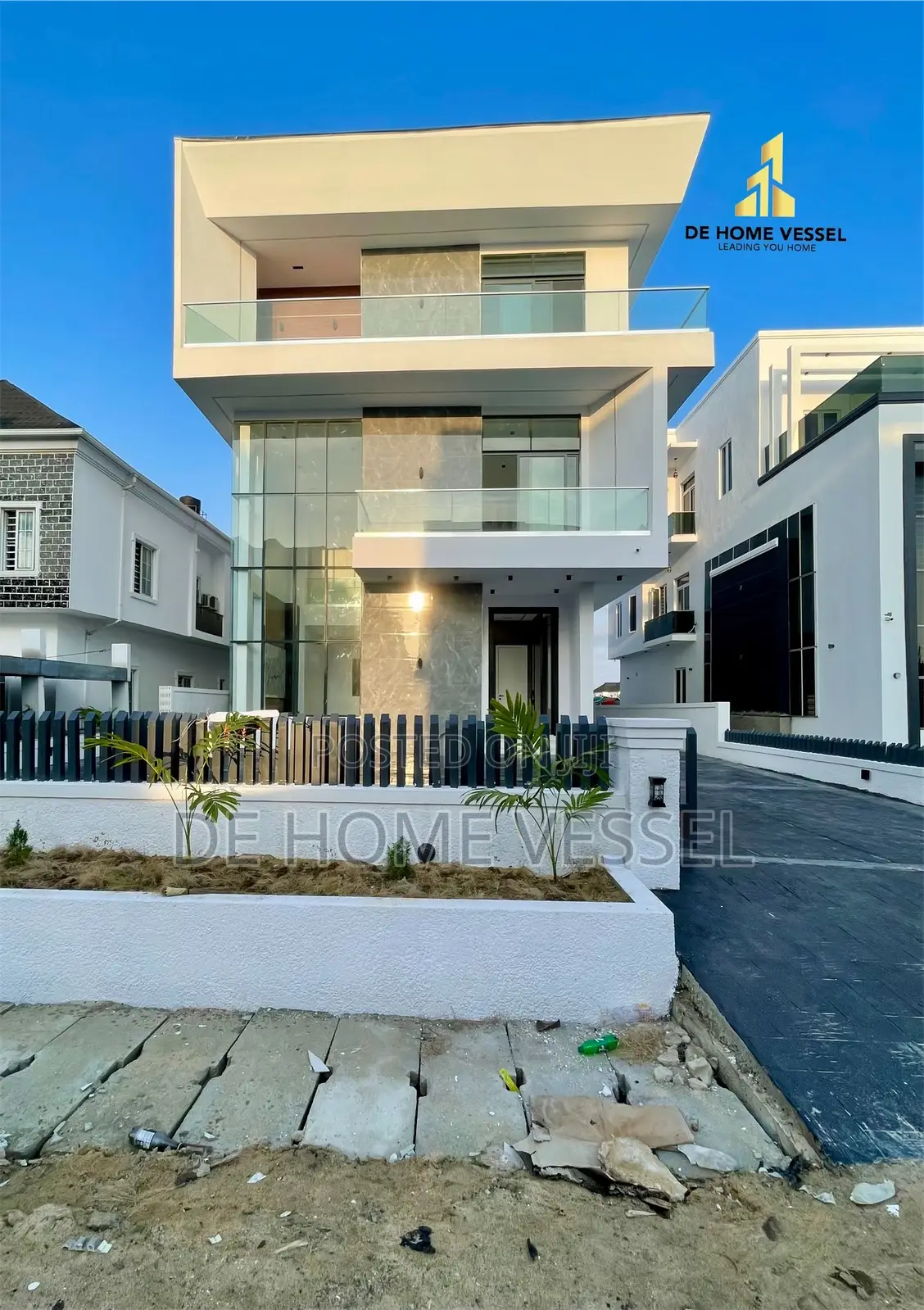5bdrm Duplex in Lekki for sale in Lekki