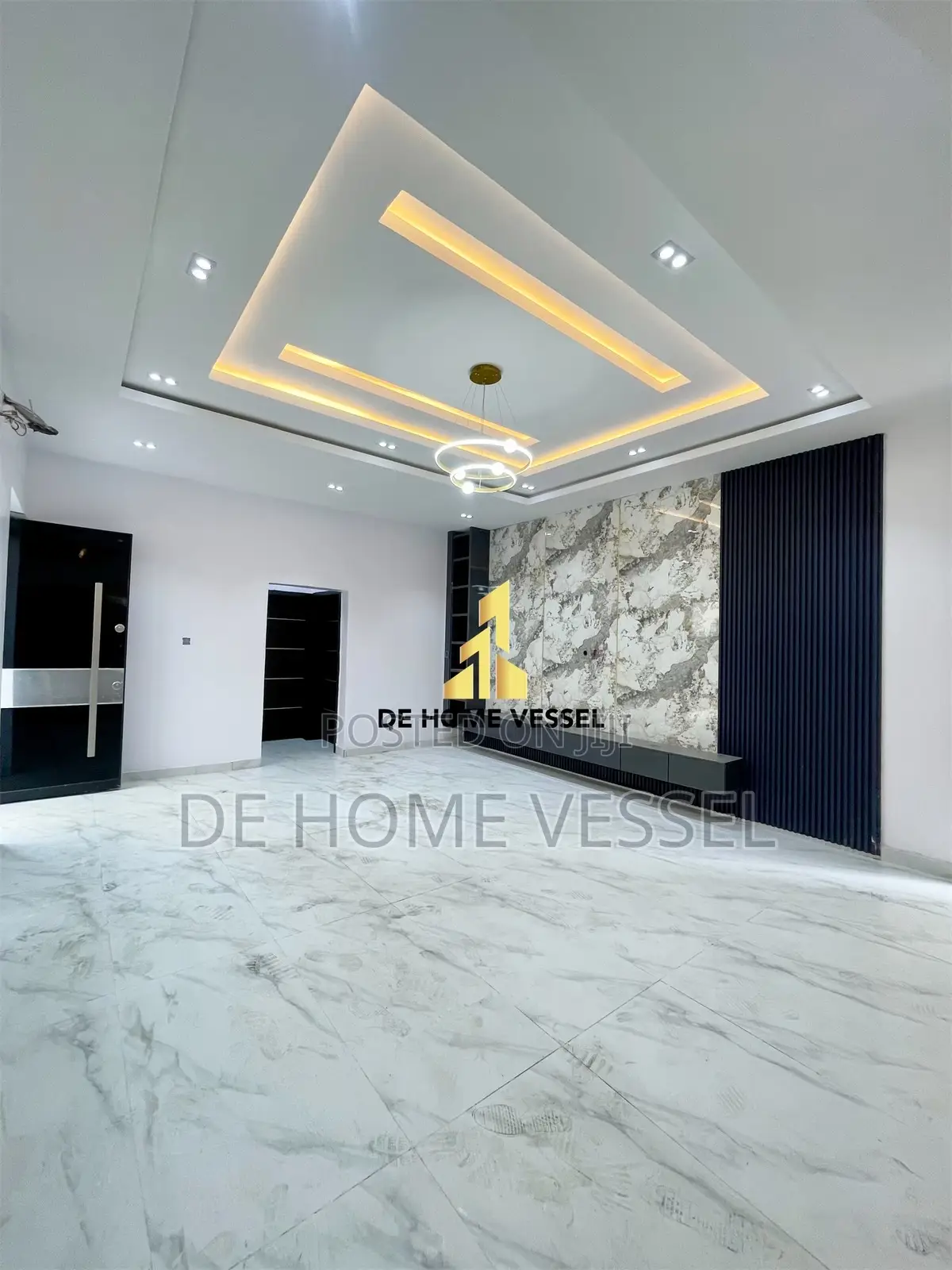 5bdrm Duplex in Ologolo for sale in Ologolo