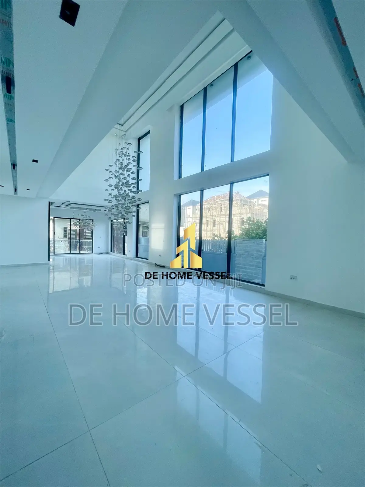 5bdrm Duplex in Lekki for sale in Lekki