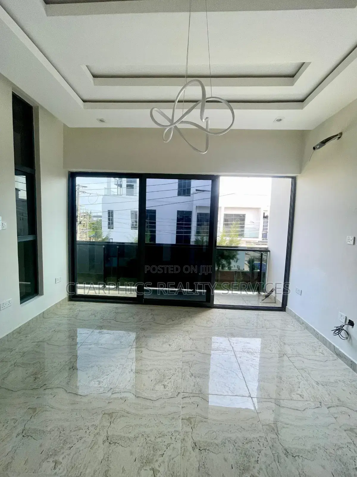 5bdrm Duplex in Lekki for sale in Lekki