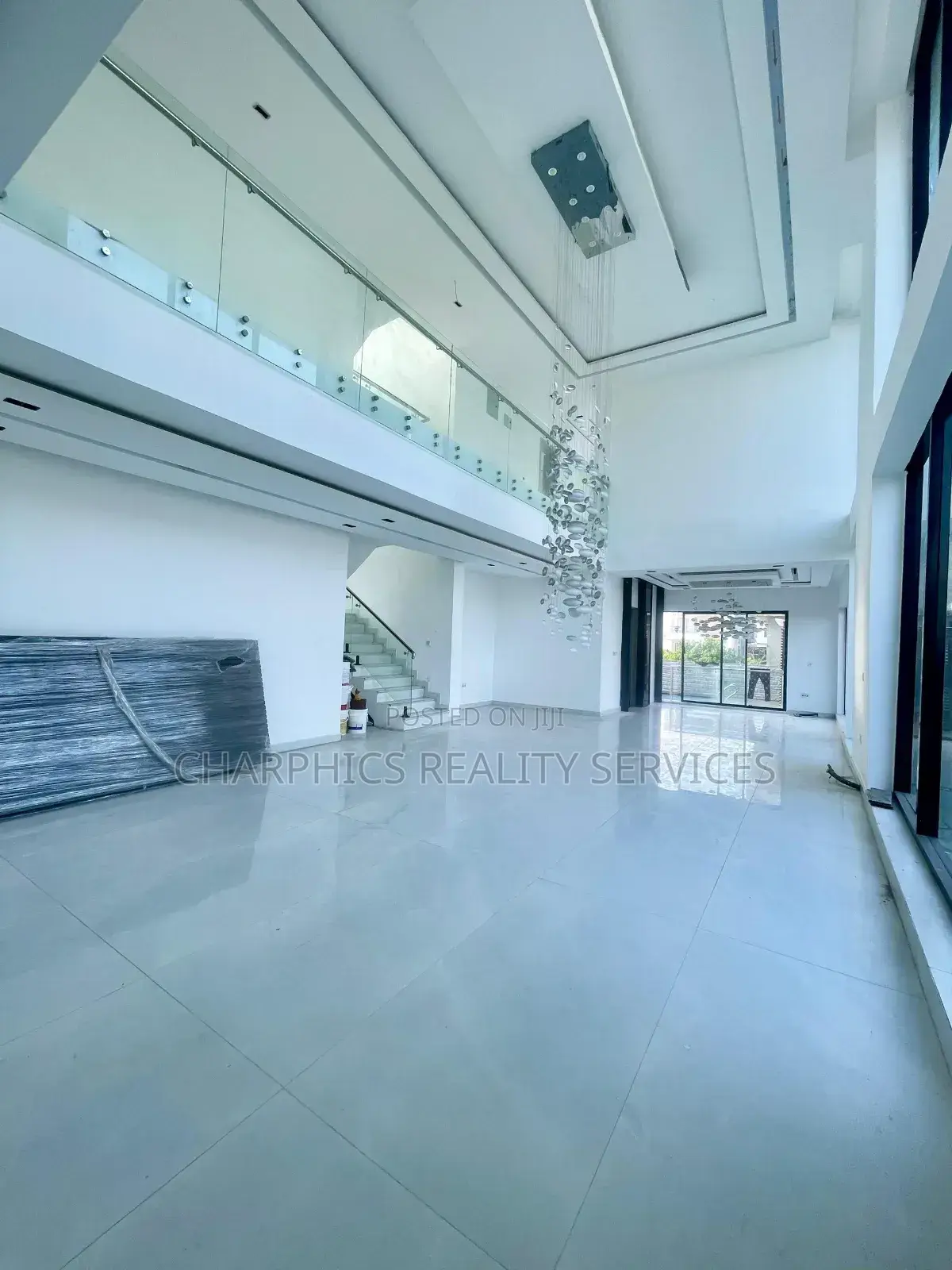 5bdrm Duplex in Lekki for sale in Lekki