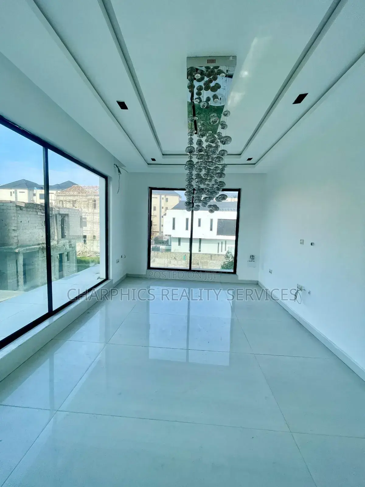 5bdrm Duplex in Lekki for sale in Lekki