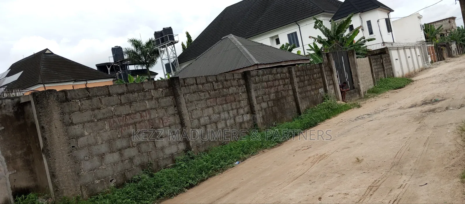 For Sale: 2 Fenced Plots in an Estate With Federal Light in Rumuahalu