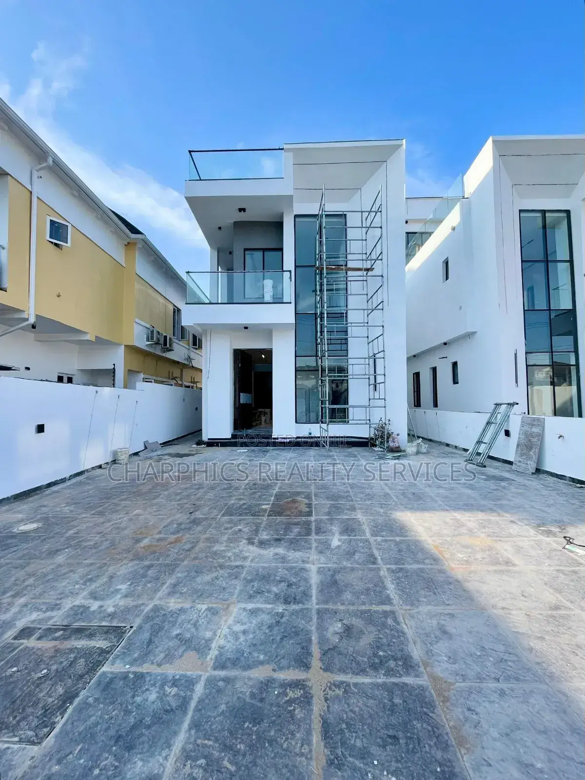 5bdrm Duplex in Lekki for sale in Lekki