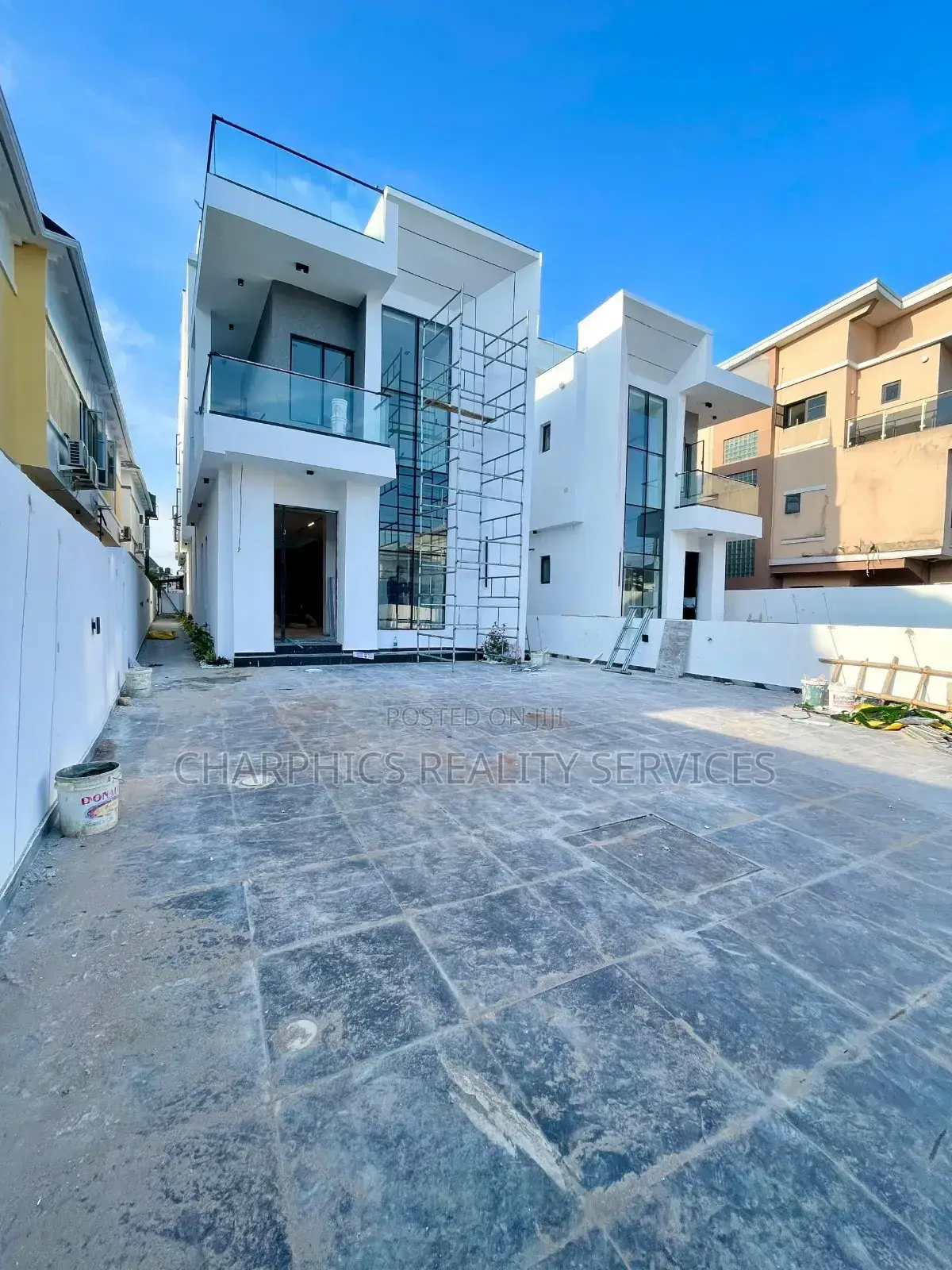 5bdrm Duplex in Lekki for sale in Lekki