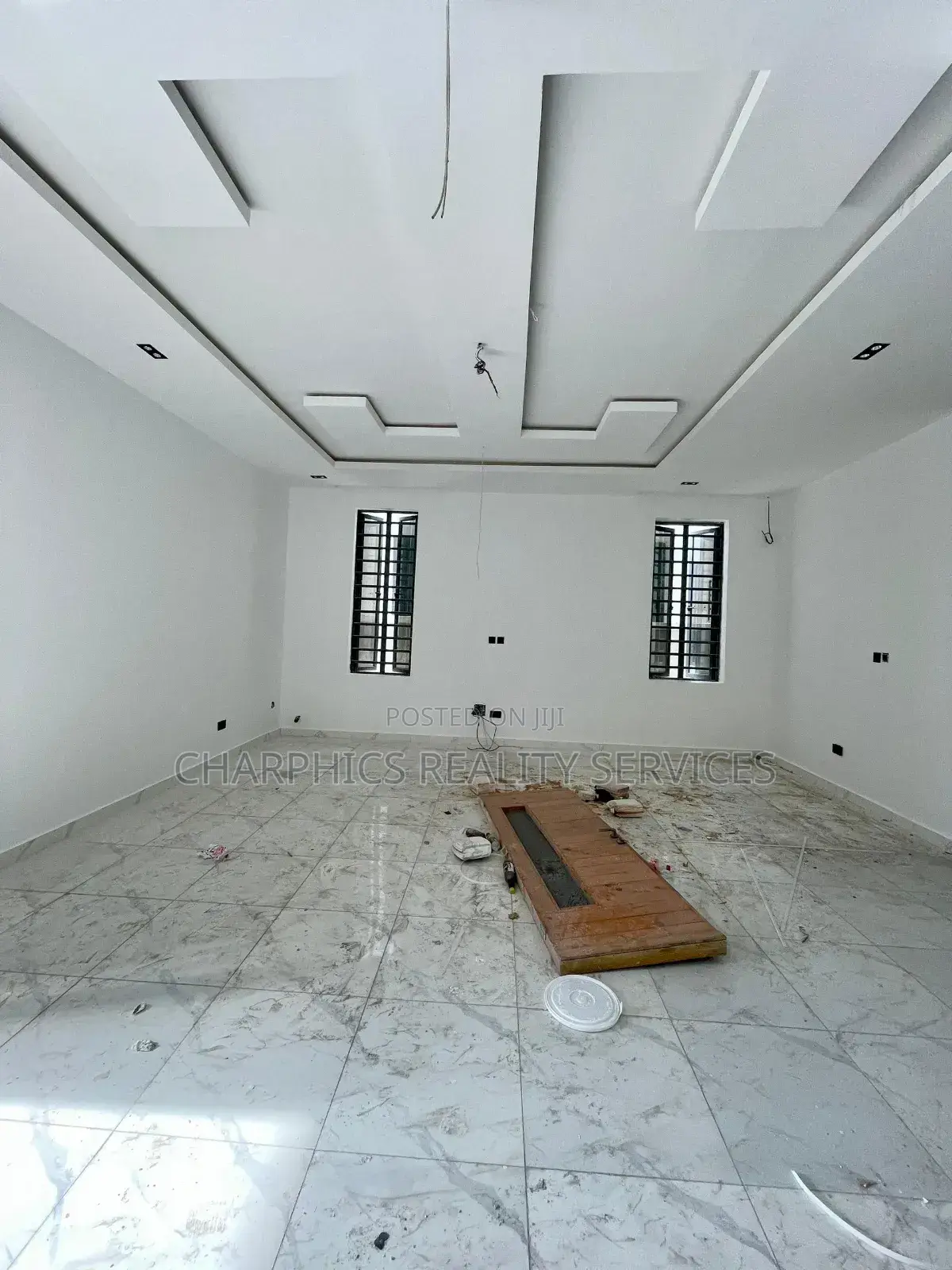 5bdrm Duplex in Lekki for sale in Lekki