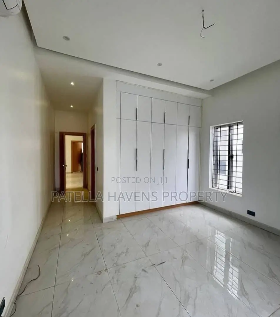 6bdrm Duplex in Gwarinpa for sale in Gwarinpa