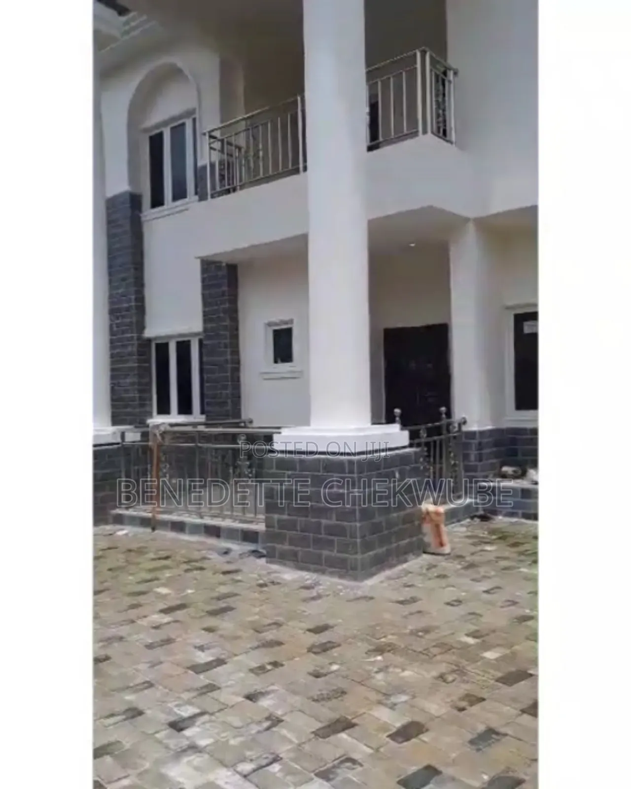 5bdrm Duplex in W.T.C Estate, Enugu for sale in Enugu