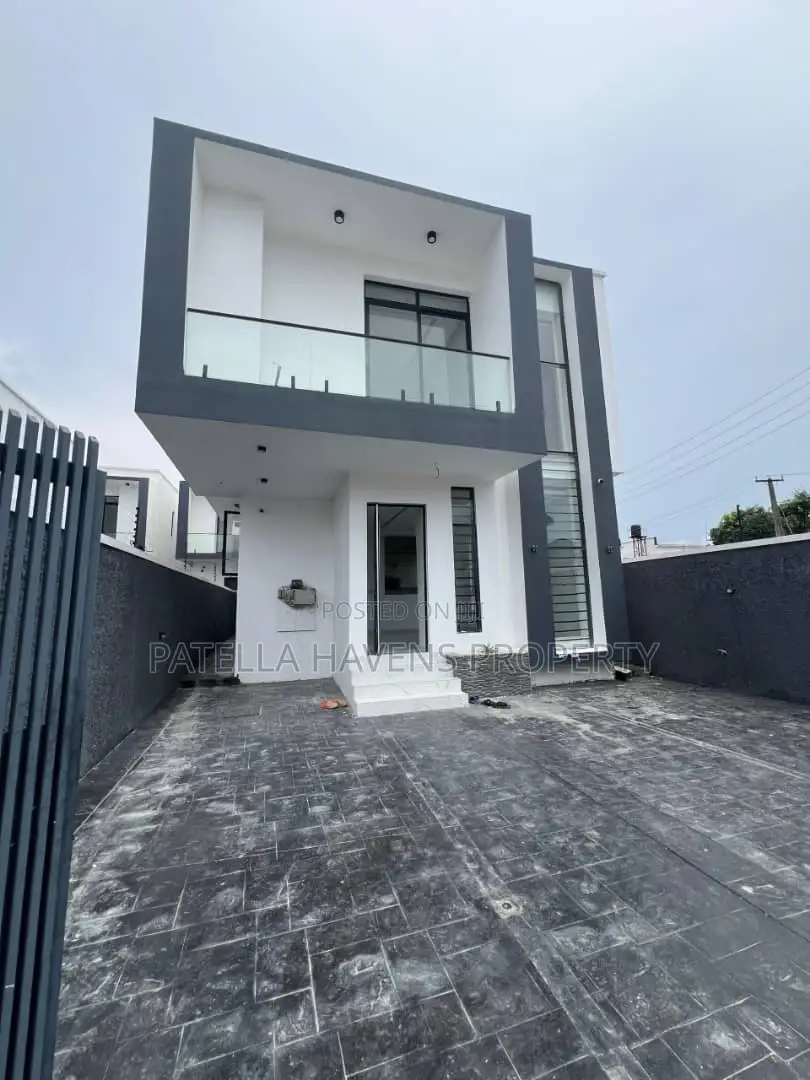 5bdrm Duplex in Lekki for sale in Lekki