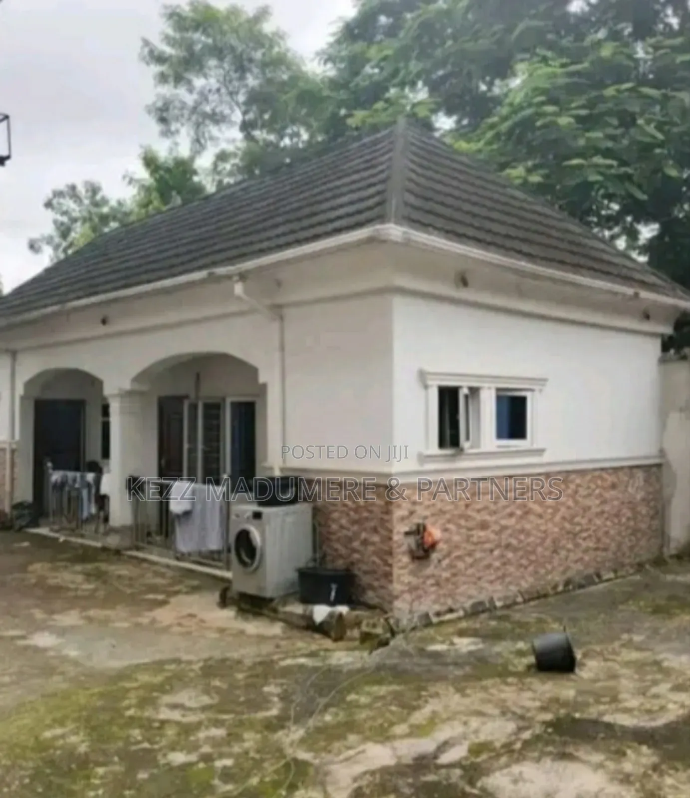 5bdrm Duplex in Prefab/Aladinma for sale in Owerri