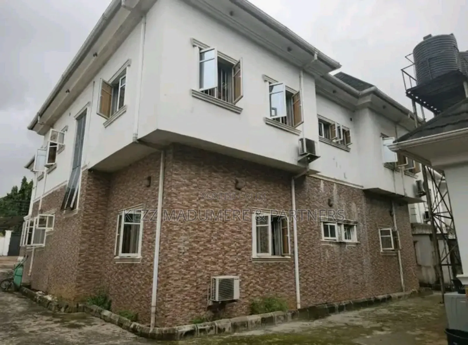 5bdrm Duplex in Prefab/Aladinma for sale in Owerri