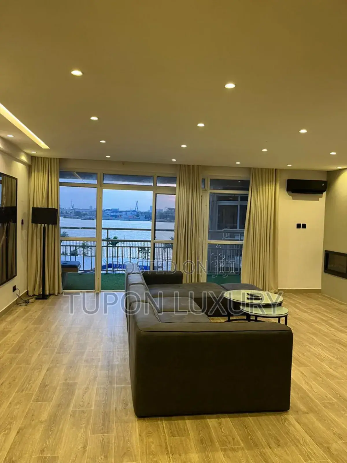 Luxury Waterfront 2bedroom Apartment in Lekki Phase 1