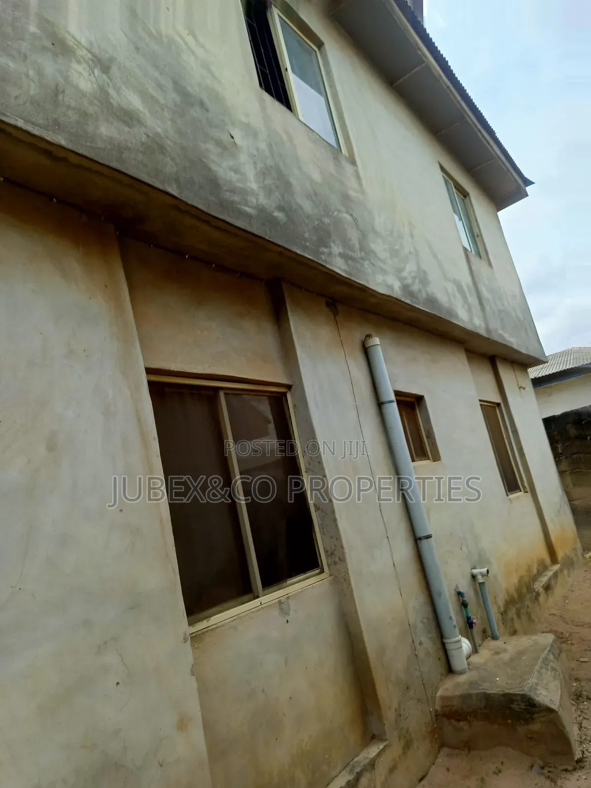 2bdrm Block of Flats in Singer Ewupe, Ado-Odo/Ota for sale in Ado-Odo/Ota