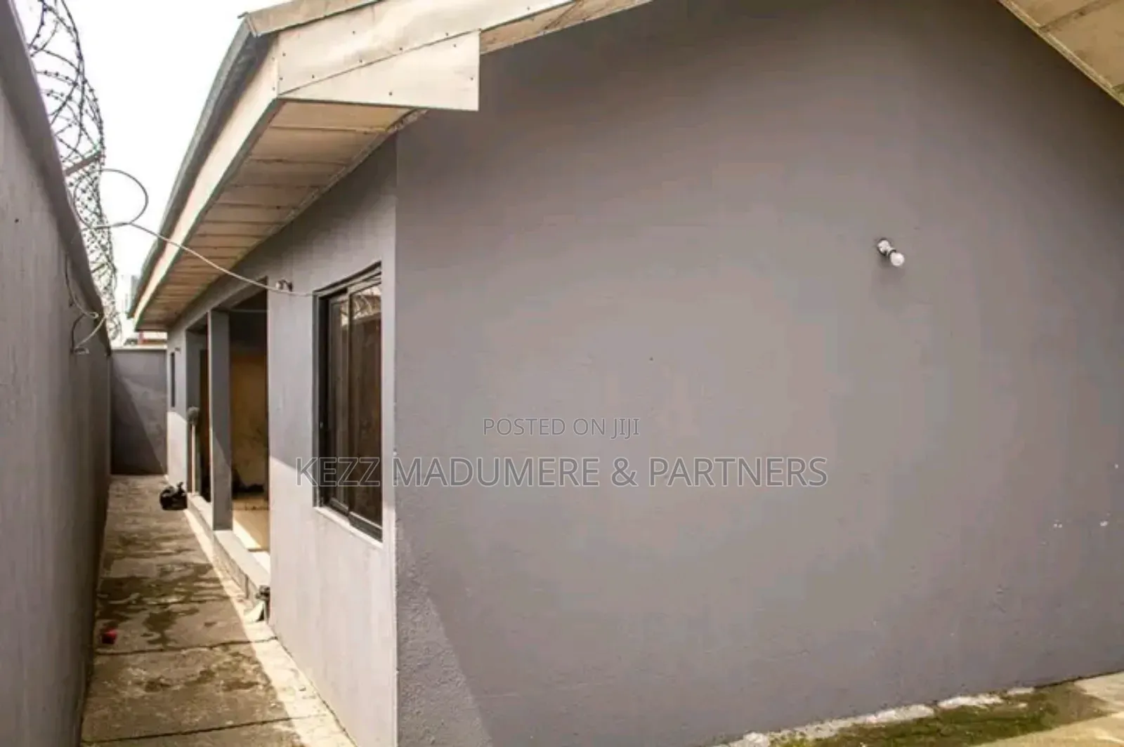 4bdrm Duplex in Eligbolo , Off, Port-Harcourt for rent in Port-Harcourt
