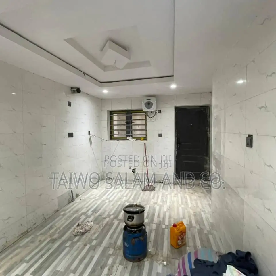 4bdrm Bungalow in Akobo for sale in Akobo