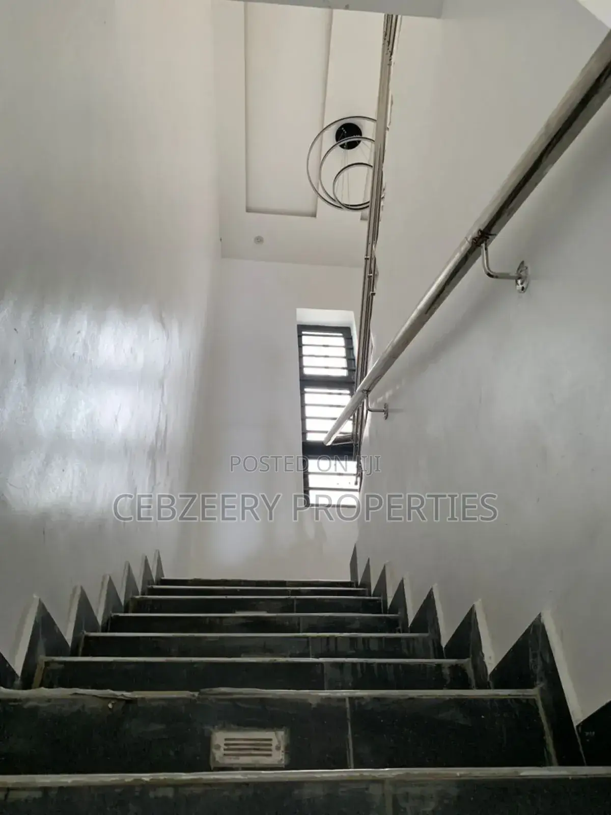 4bdrm Duplex in Labak Estate, Oko-Oba for sale in Oko-Oba