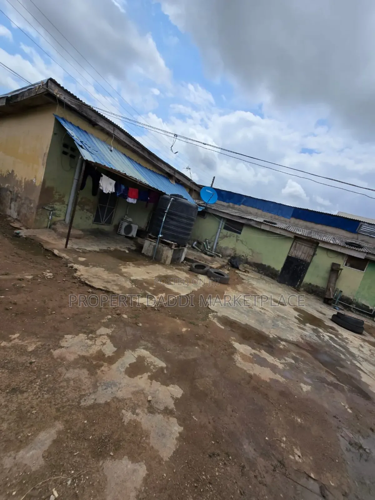 6bdrm Block of Flats in Ayobo for sale in Ayobo