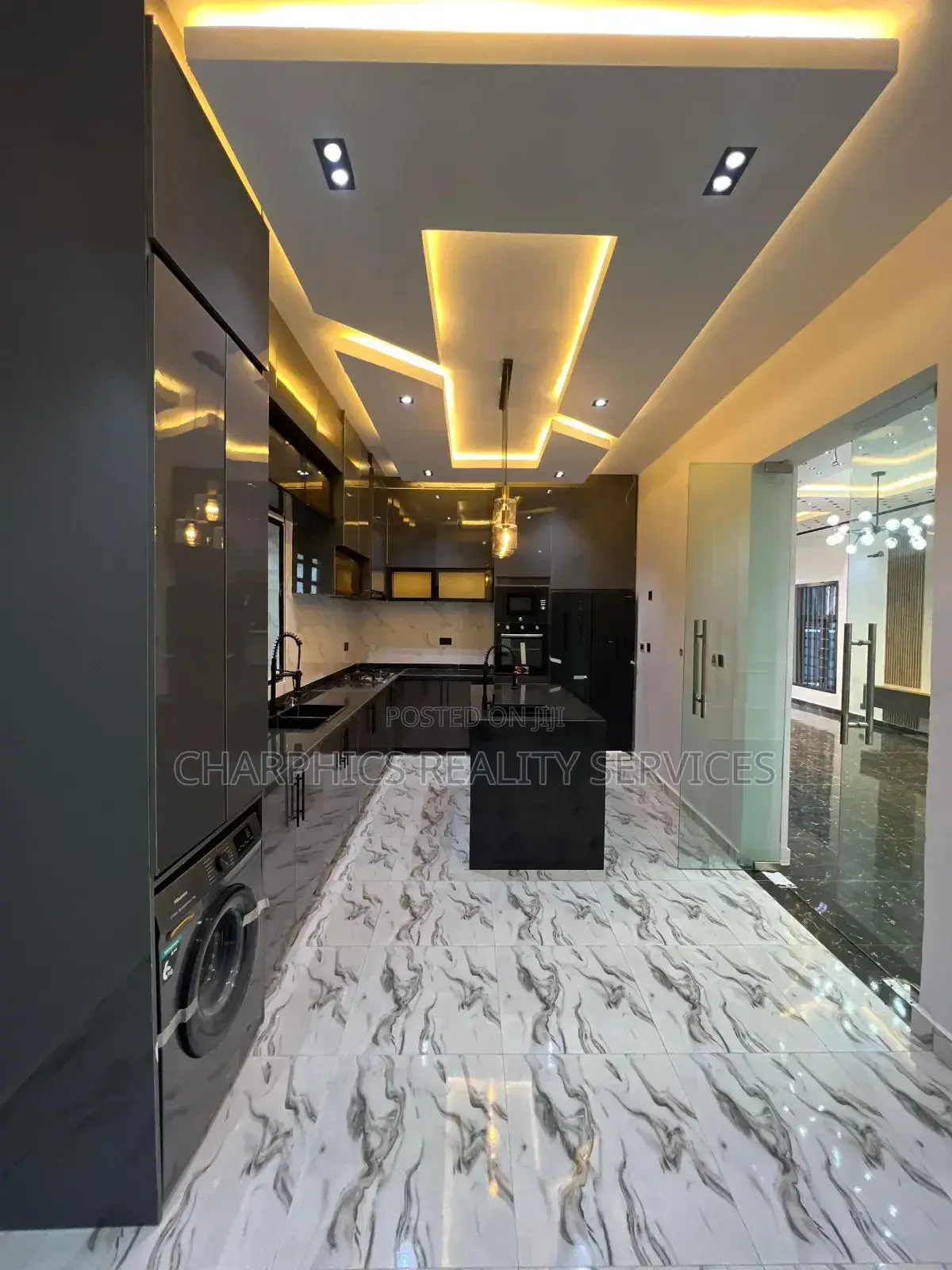 5bdrm Duplex in Ajah for sale in Ajah