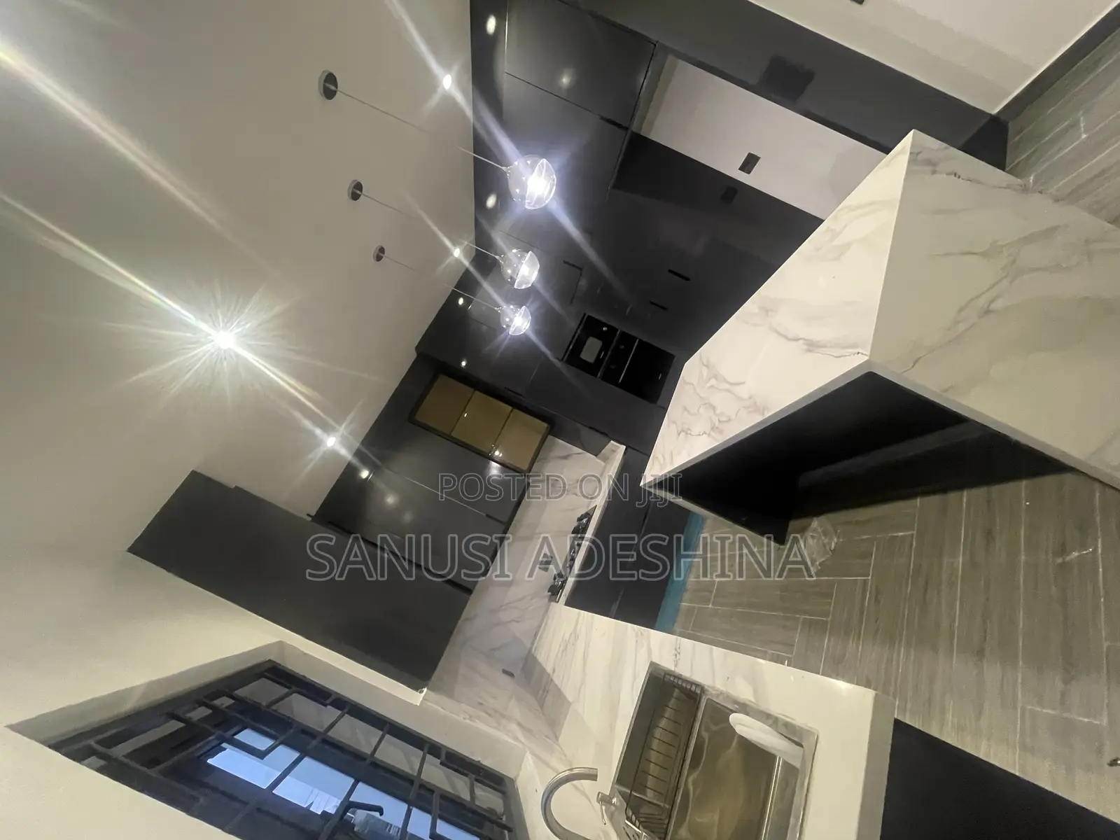 5bdrm Duplex in Jahi Gilmore Fct for sale in Jahi