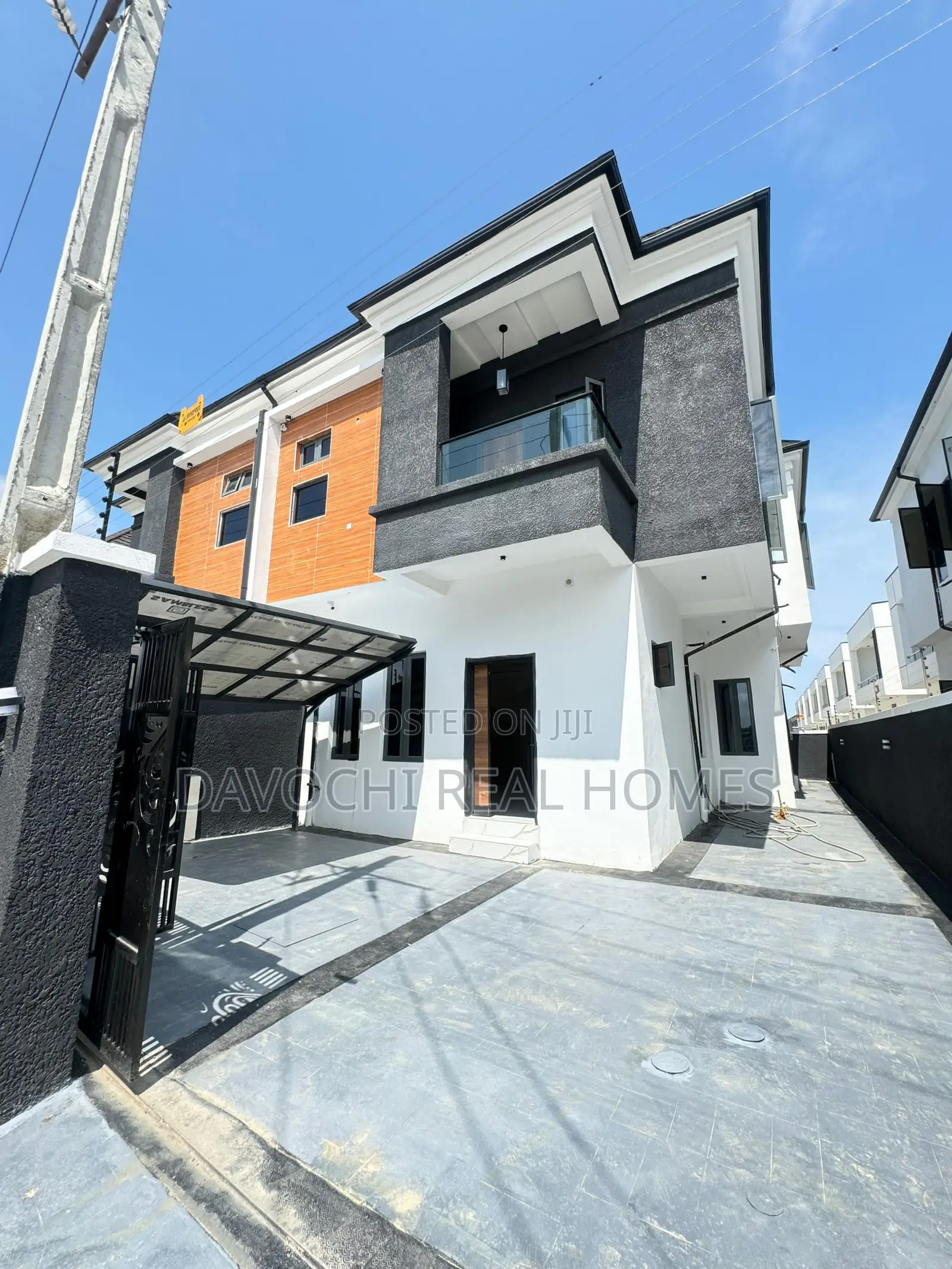 4bdrm Duplex in Lekki Phase 2 for sale in Lekki Phase 2