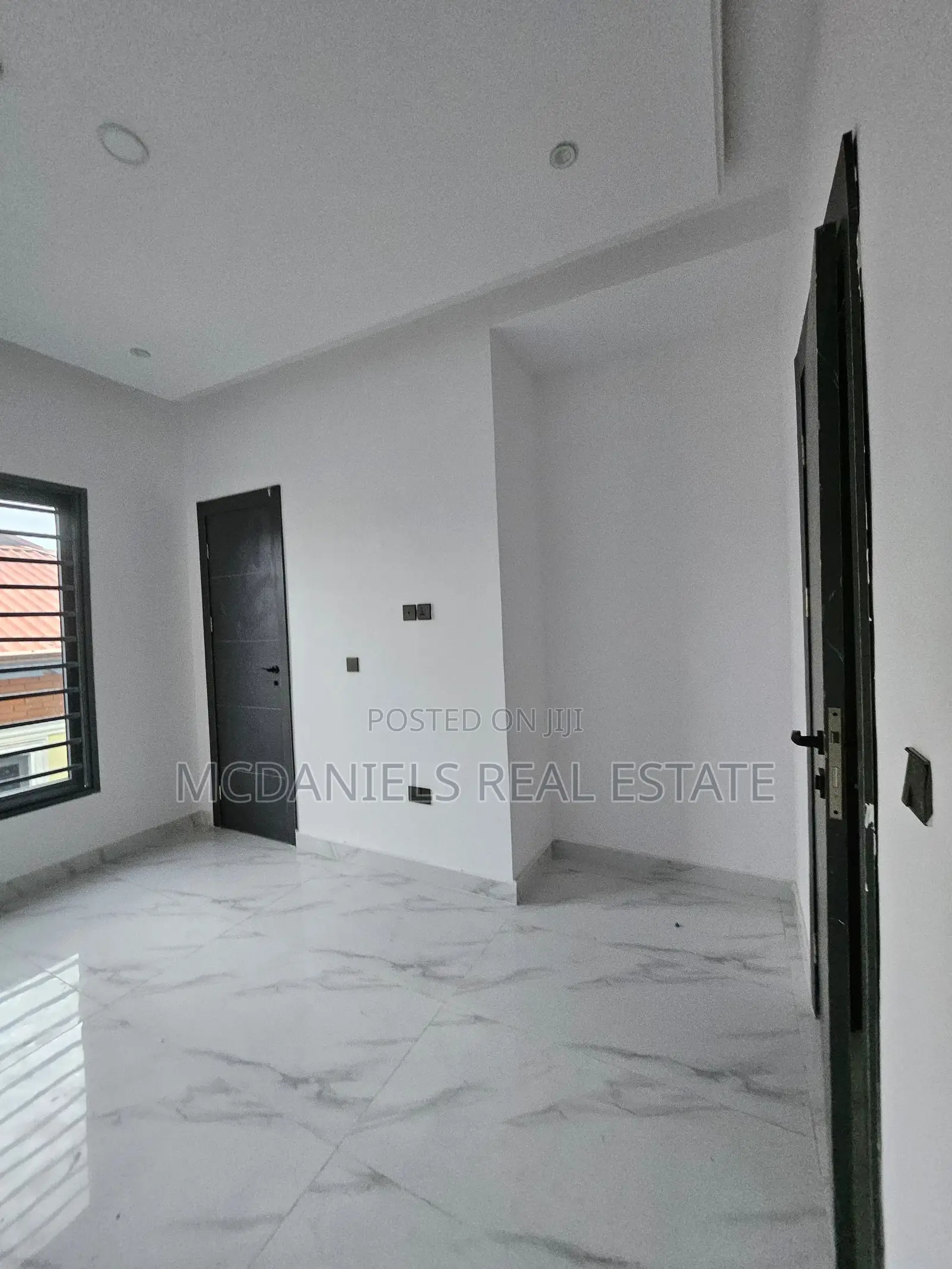 3bdrm Apartment in Lekki Phase 1 for sale in Lekki Phase 1