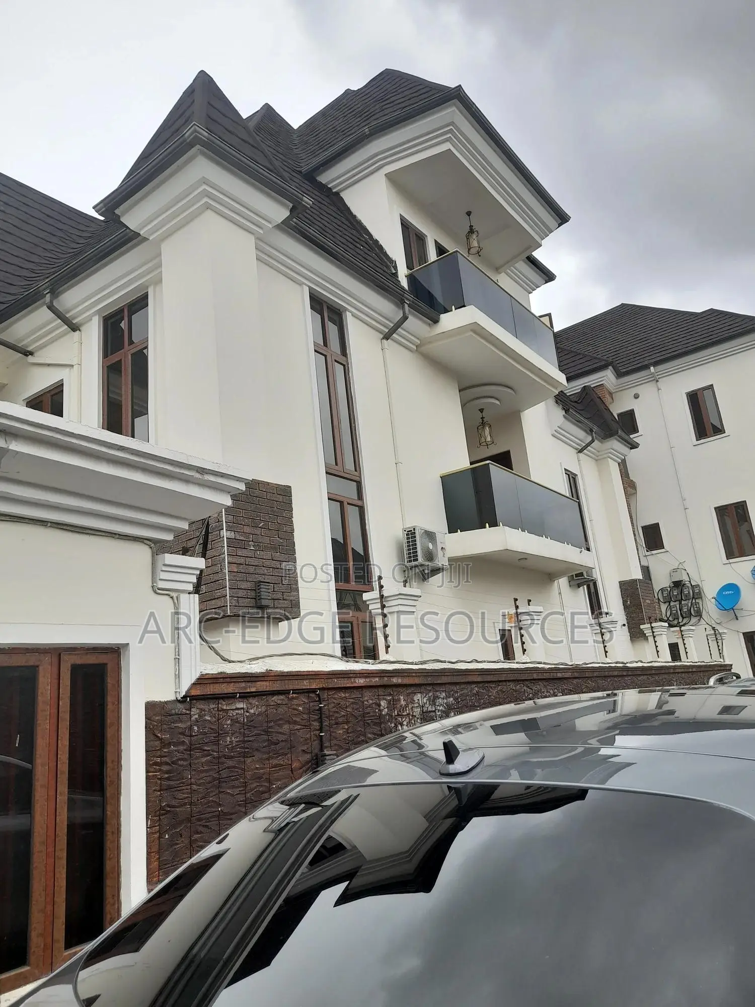 Furnished 5bdrm Duplex in Apple Junction for sale in Apple Junction