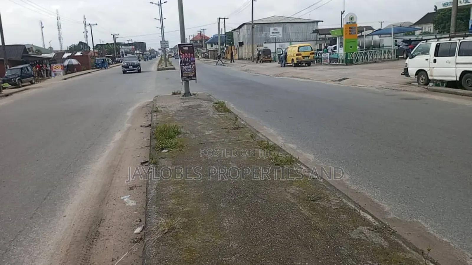 For Sale : 26 Plots Atali Express Road, Port Harcourt in Obio-Akpor
