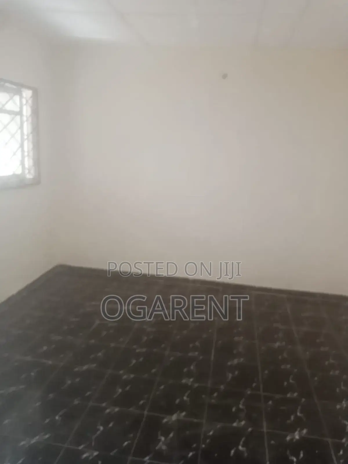 2bdrm Apartment in Peanut Road, Benin City for rent in Benin City
