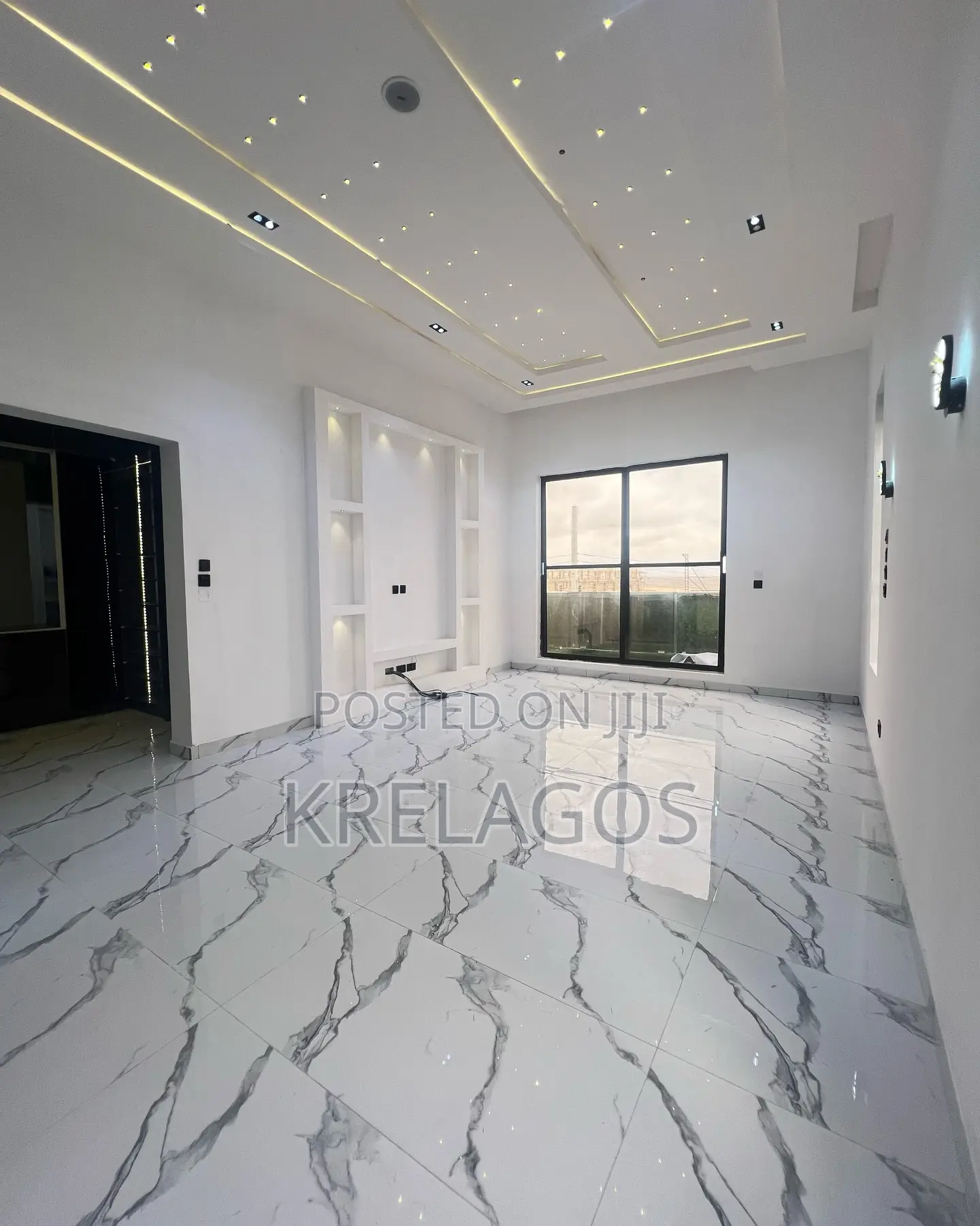 5bdrm Duplex in Ado / Ajah for sale in Ado / Ajah